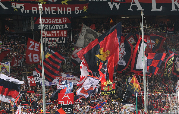 I tifosi rossoblù (Photo by Marco Luzzani/Getty Images)