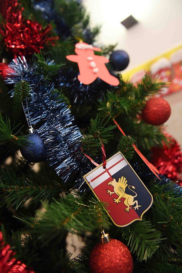 L'albero di Natale del Genoa (Foto Genoa cfc Tanopress)