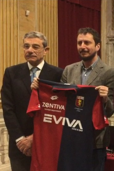 Luca Bizzarri (a destra) con Gianni Blondet vicepresidente del Genoa