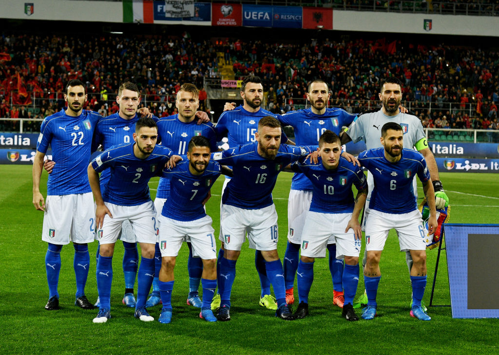 La formazione dell'Italia contro l'Arabia Saudita: Criscito è il secondo da sinistra dopo Balotelli  (Photo by Claudio Villa/Getty Images)