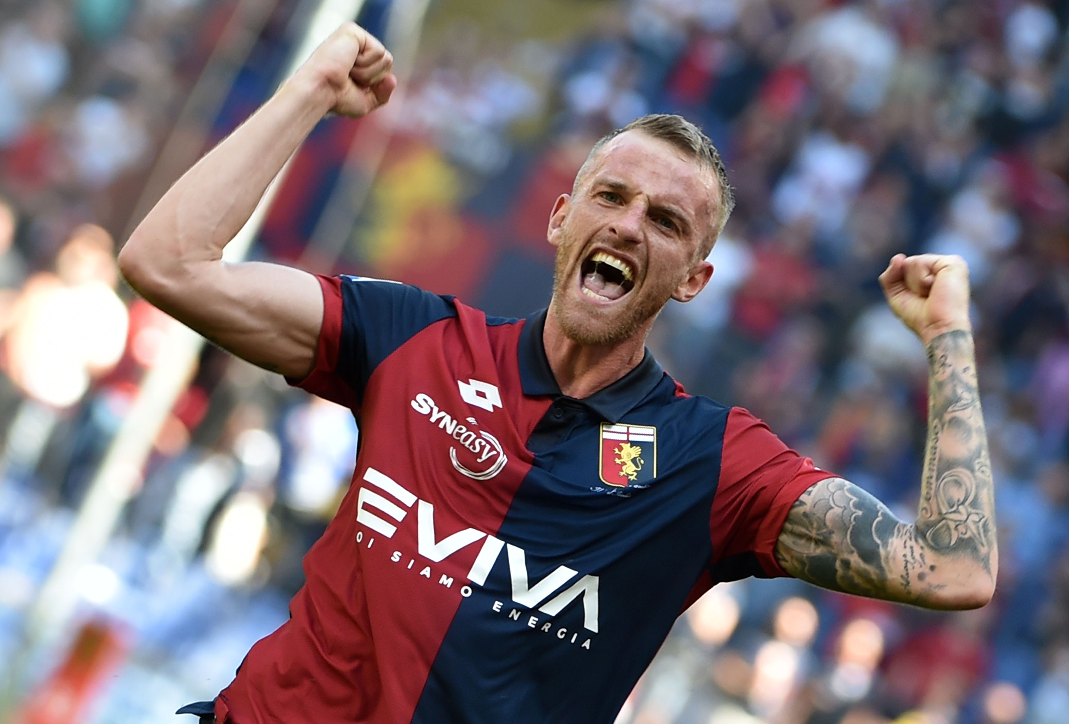 Luca Rigoni esplode di felicità dopo il gol (Foto Paolo Rattini/Getty Images)