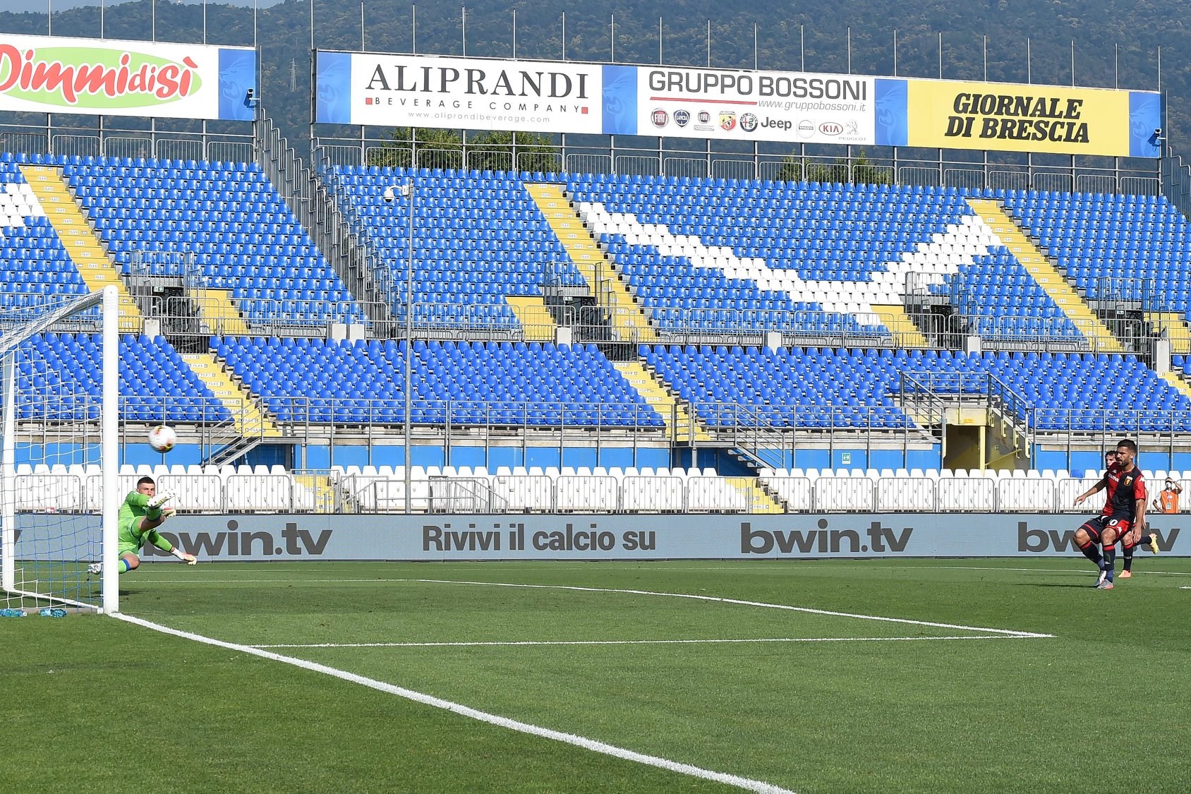 Iago Falque Genoa Serie A