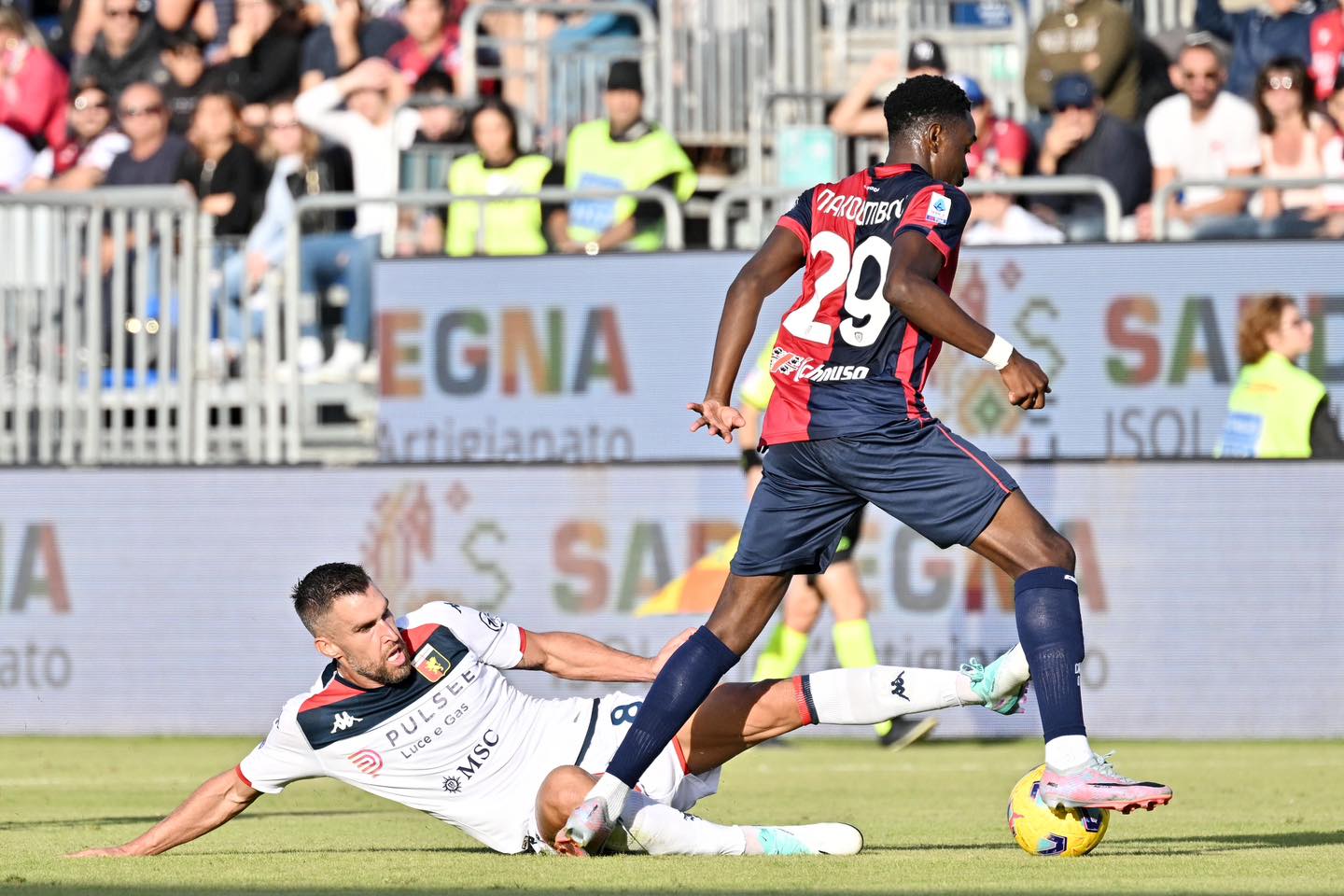 Strootman Makoumbou Cagliari-Genoa